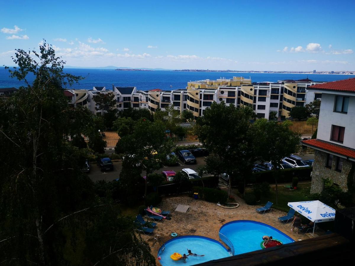 Marina Delfin Apartments - Top Location & Pet Friendly Sveti Vlas Exterior foto