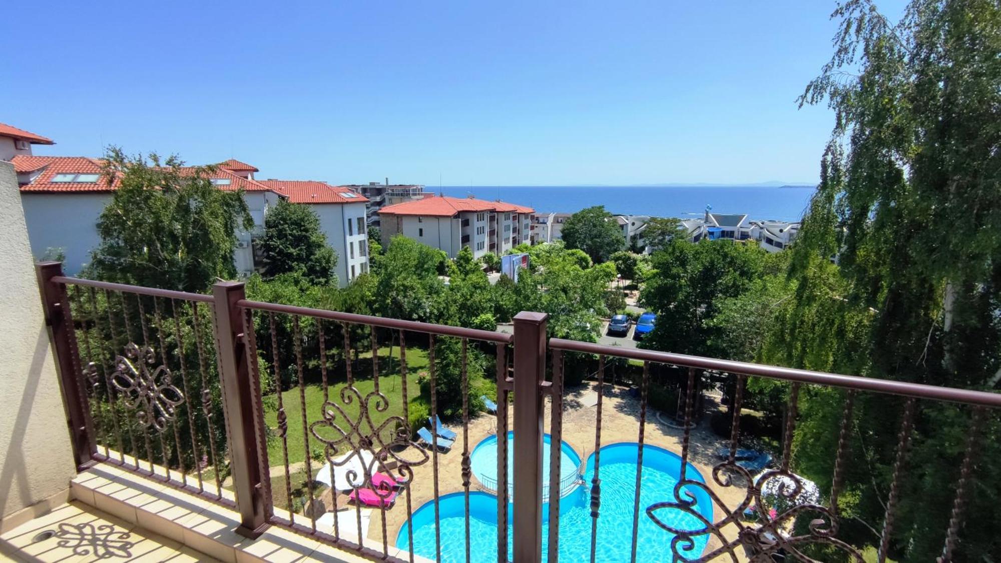 Marina Delfin Apartments - Top Location & Pet Friendly Sveti Vlas Exterior foto