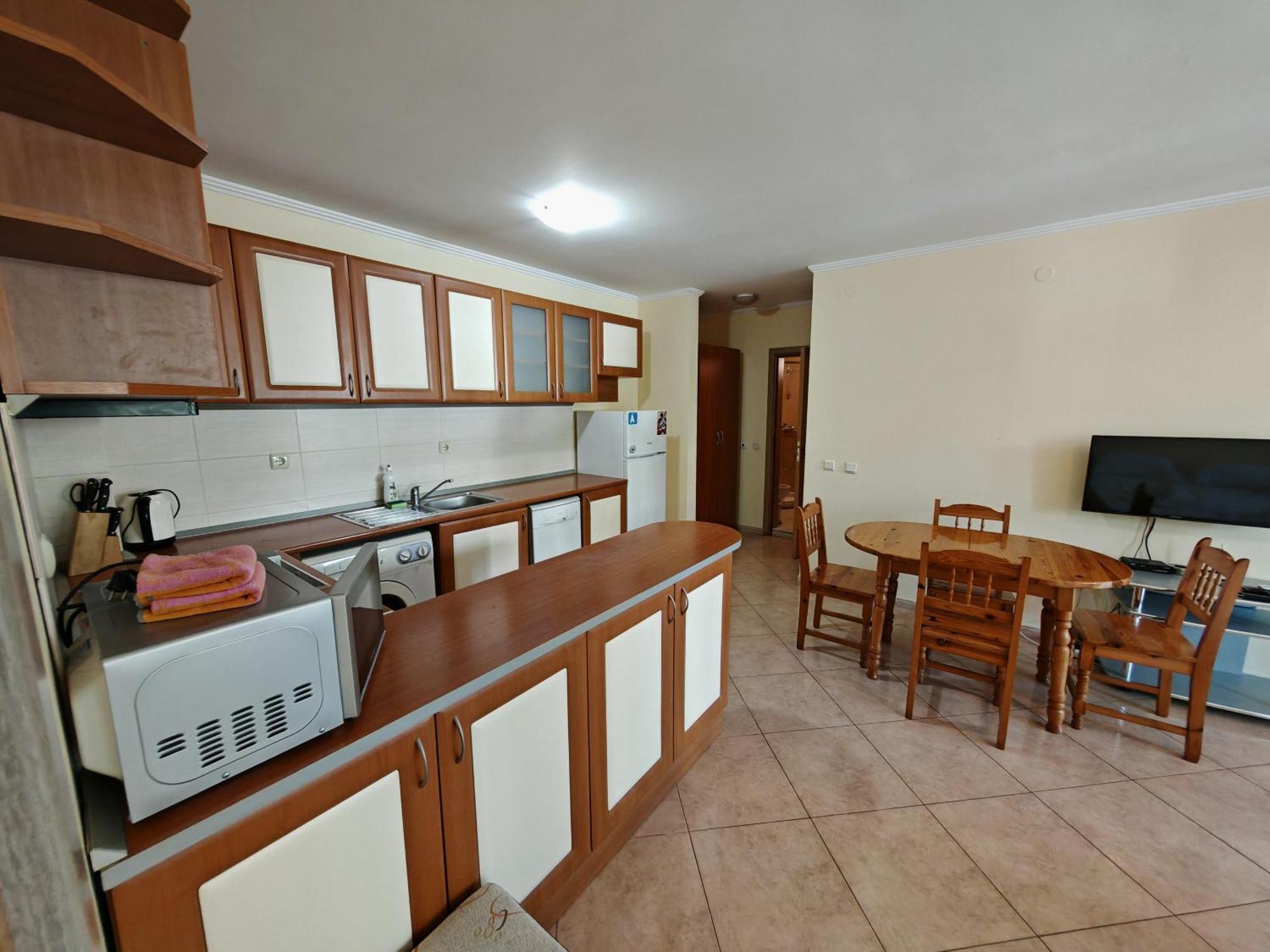 Marina Delfin Apartments - Top Location & Pet Friendly Sveti Vlas Exterior foto